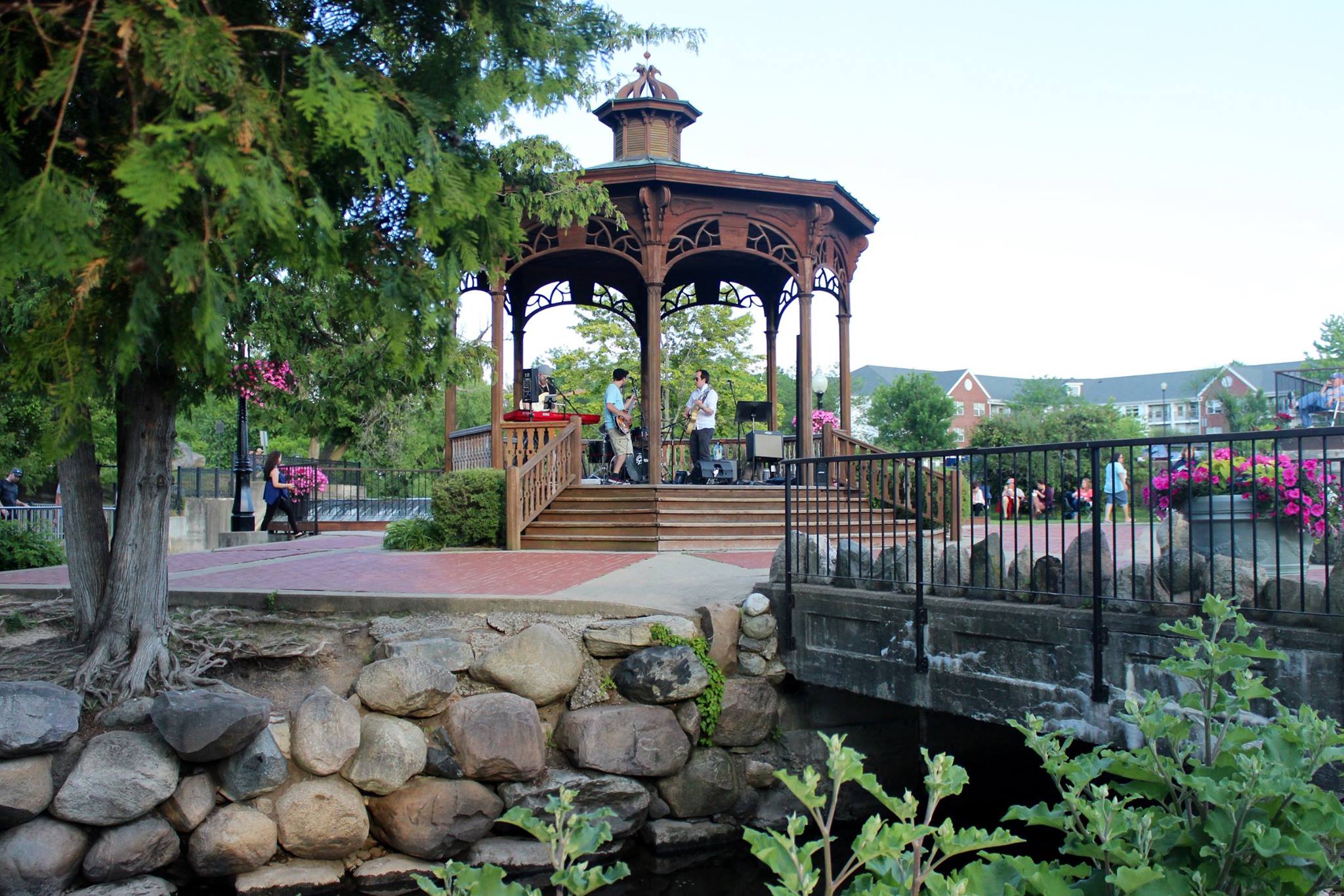 Fenton Gazebo- Image from Southern Lakes Parks & Recreation
